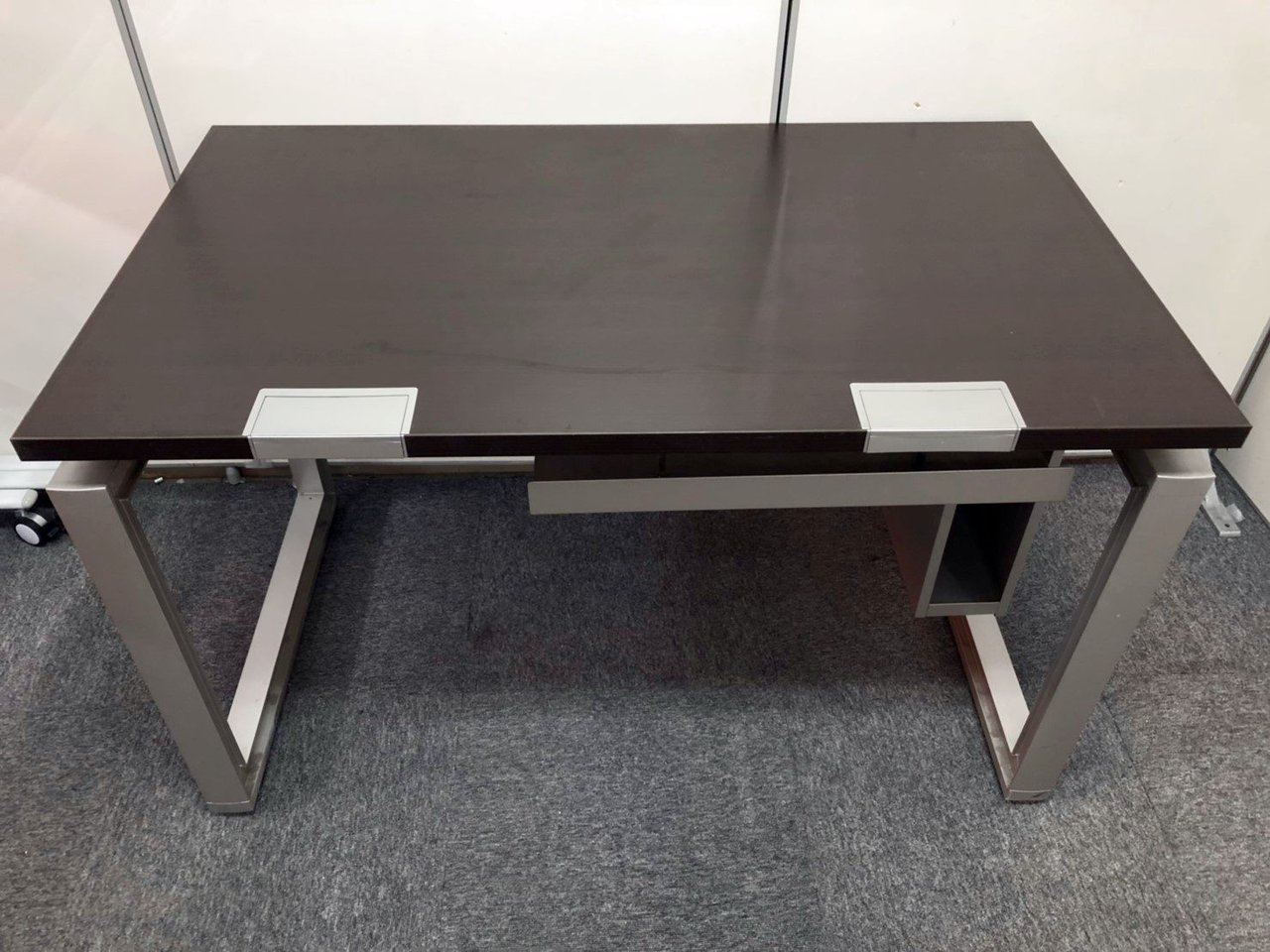 イトーキ　平机　インフューズ 中古】インフューズ イトーキ/ITOKI 平机 285090 - 中古オフィス