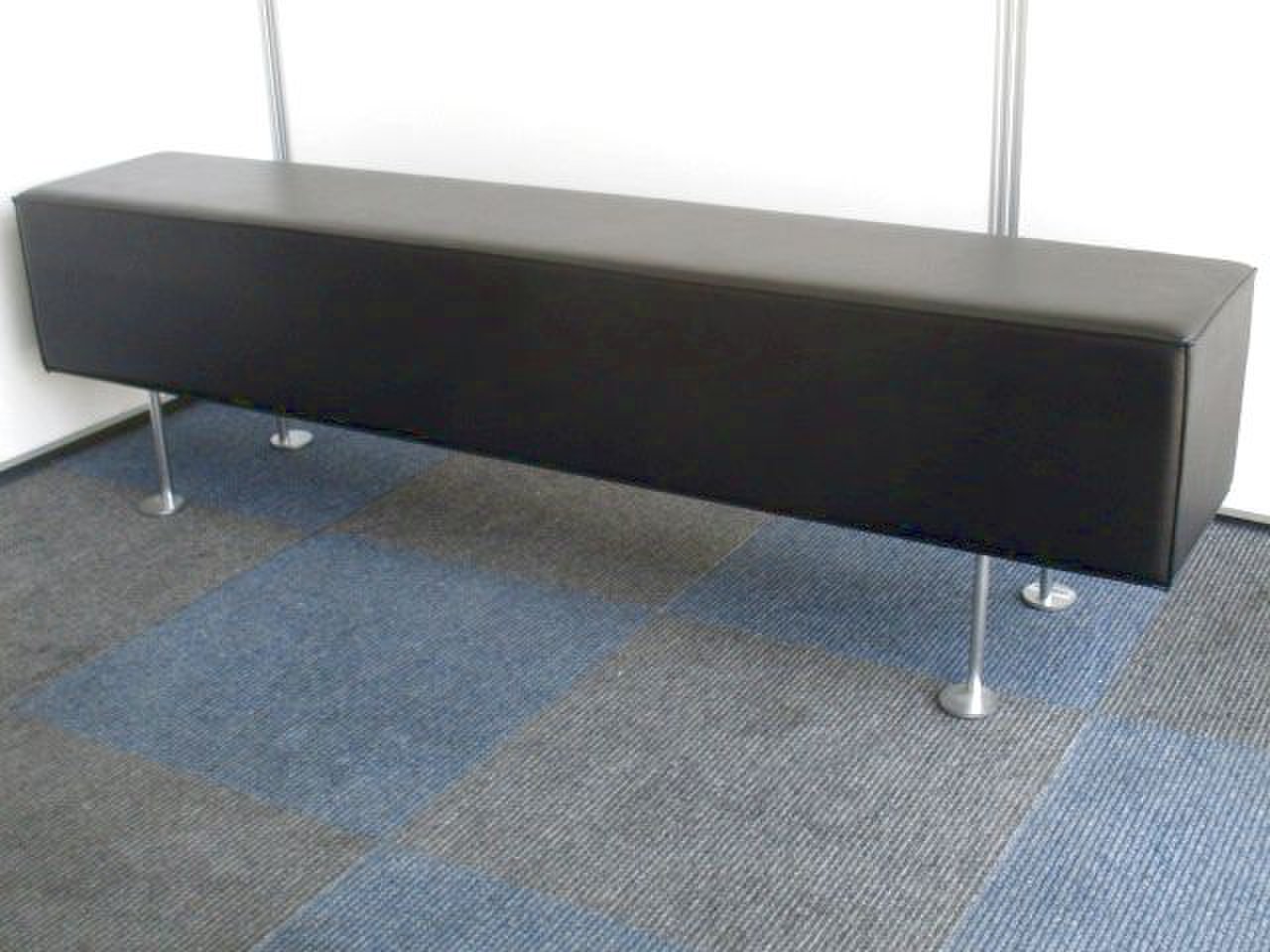 【中古希少品です】幅1500mmのベンチ！【2～3名座れます】
                        その他シリーズ
                                    中古
            