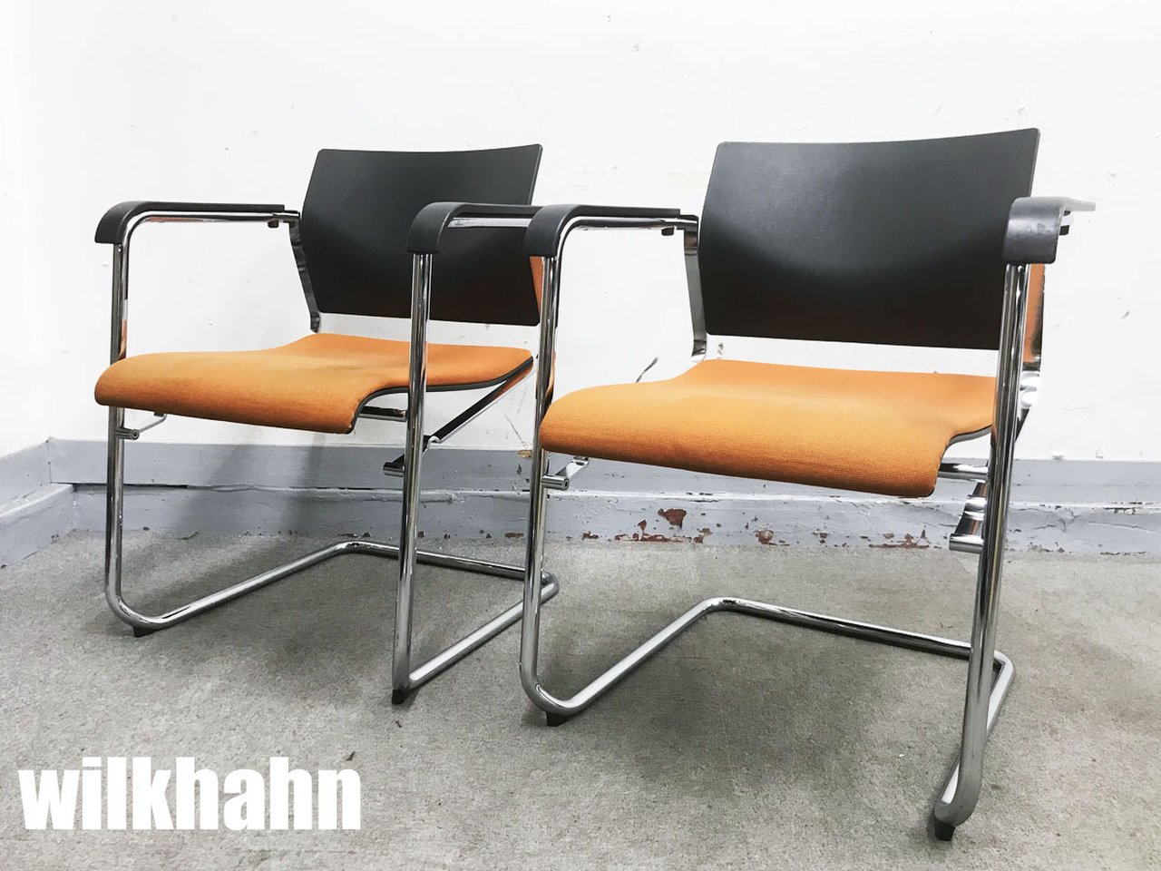 wilkhahn/ウィルクハーン　sito　カンティレバーチェア2脚セット　オレンジ
                        その他シリーズ
                                    中古
            