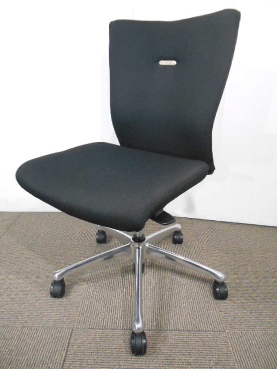 【ロット入荷】オカムラ製品のフィーゴチェアの入荷です！ブラックでかっこいいチェアになります！【関西倉庫在庫】
                        フィーゴ 
                                    中古
            