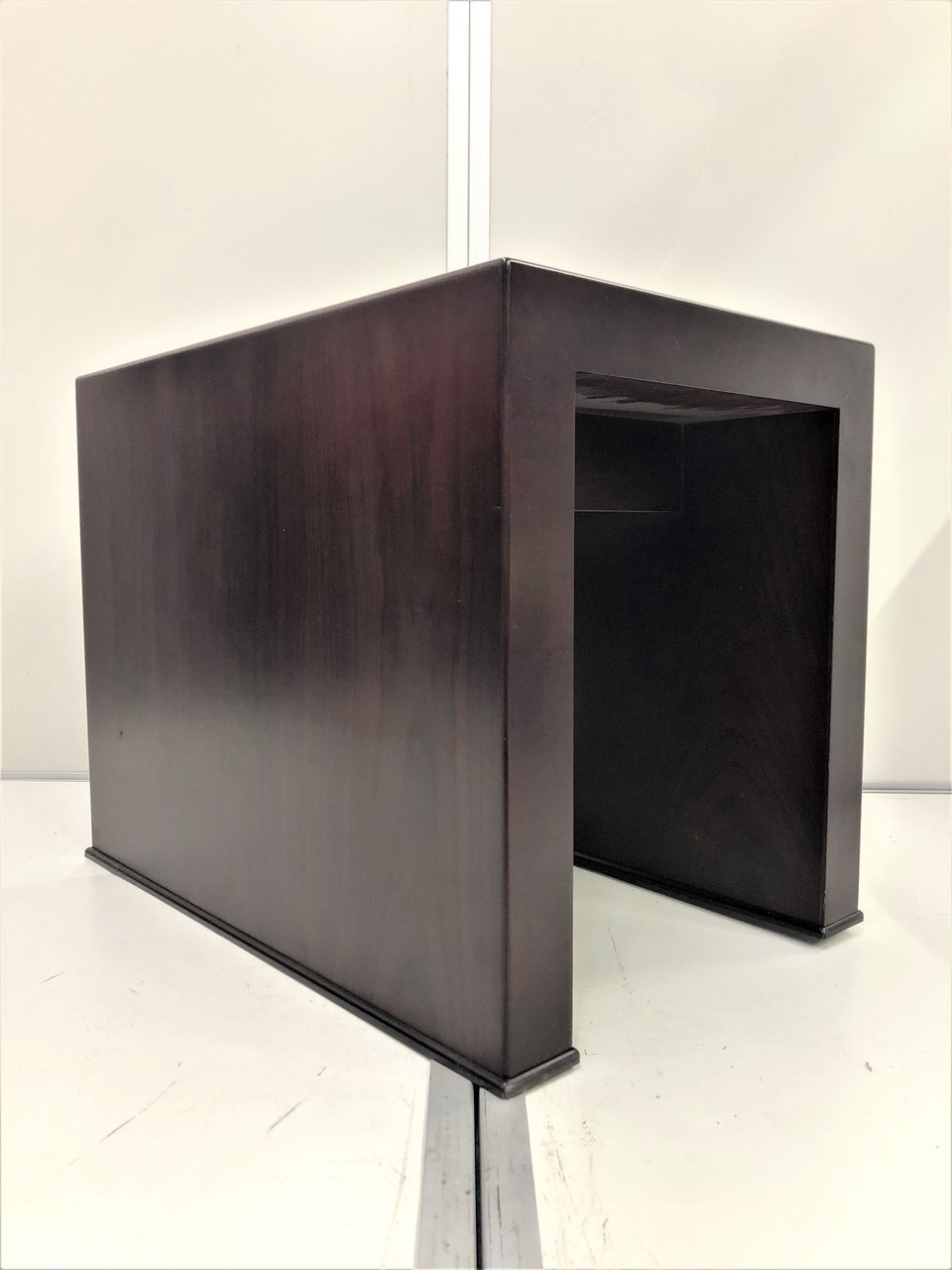 【KS】【サイドテーブル】オカムラ製の応接テーブル　１つからのお問い合わせ可能！
                        その他シリーズ
                                    中古
            