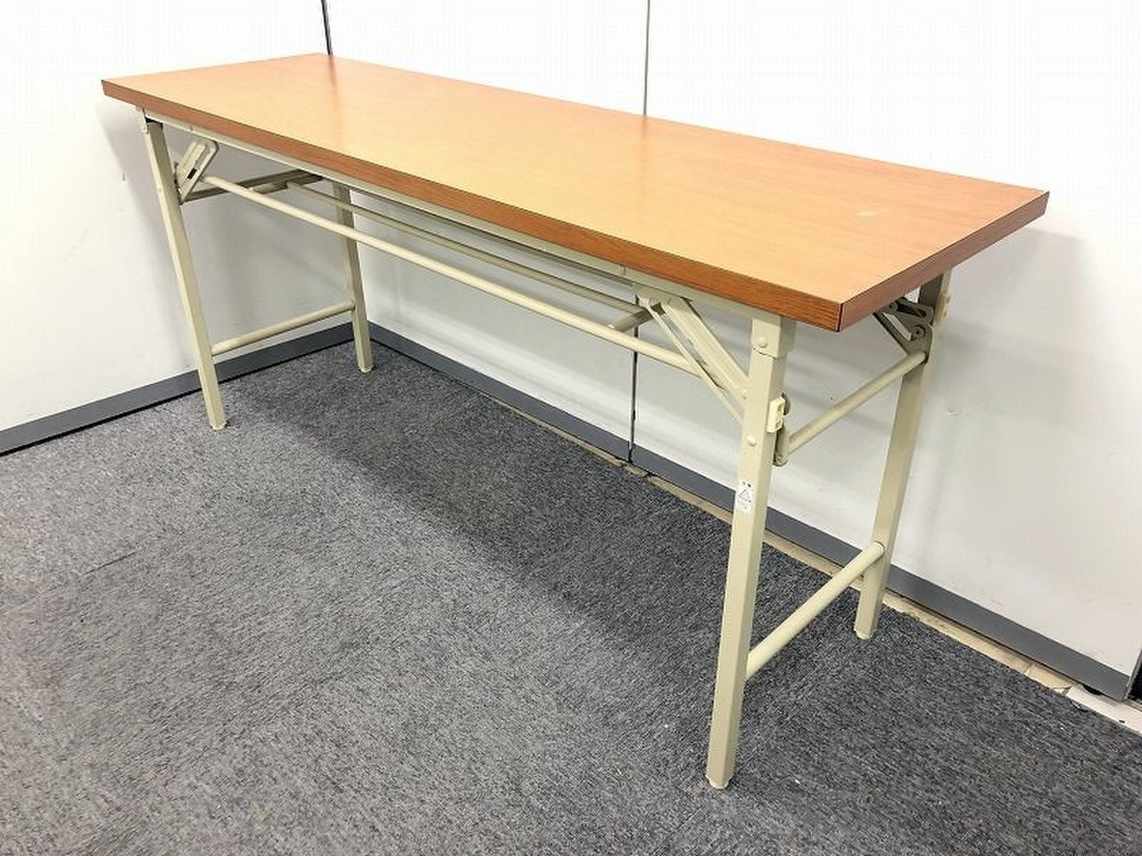 【省スペース】【折り畳みテーブル】即売れ必須商品がロット入荷いたしました！
                        その他シリーズ
                                    中古
            