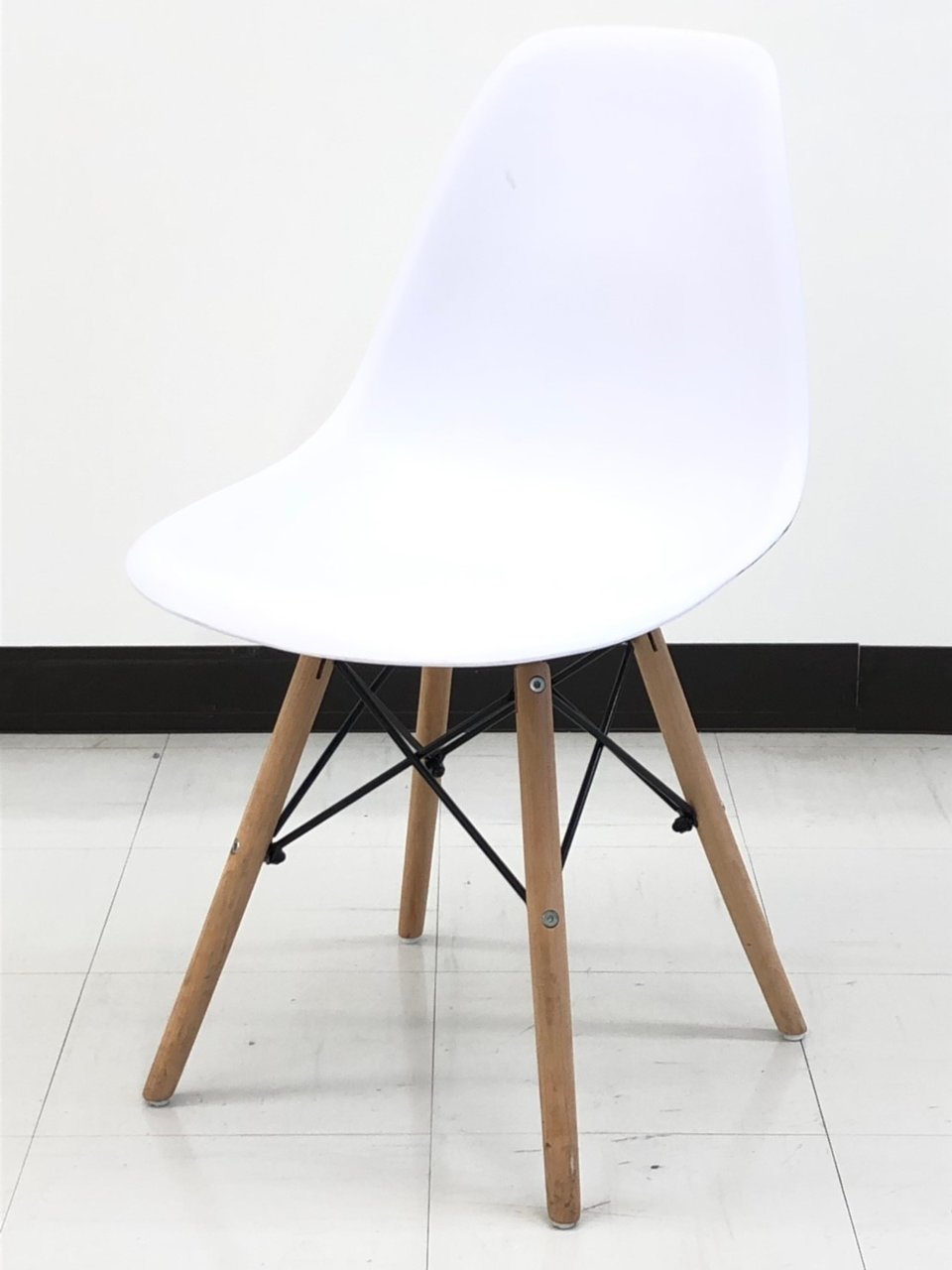 [リプロダクト]イームズサイドシェルチェア　ウッドベース（DSW）仕様【RP】
                        その他シリーズ
                                    中古
            