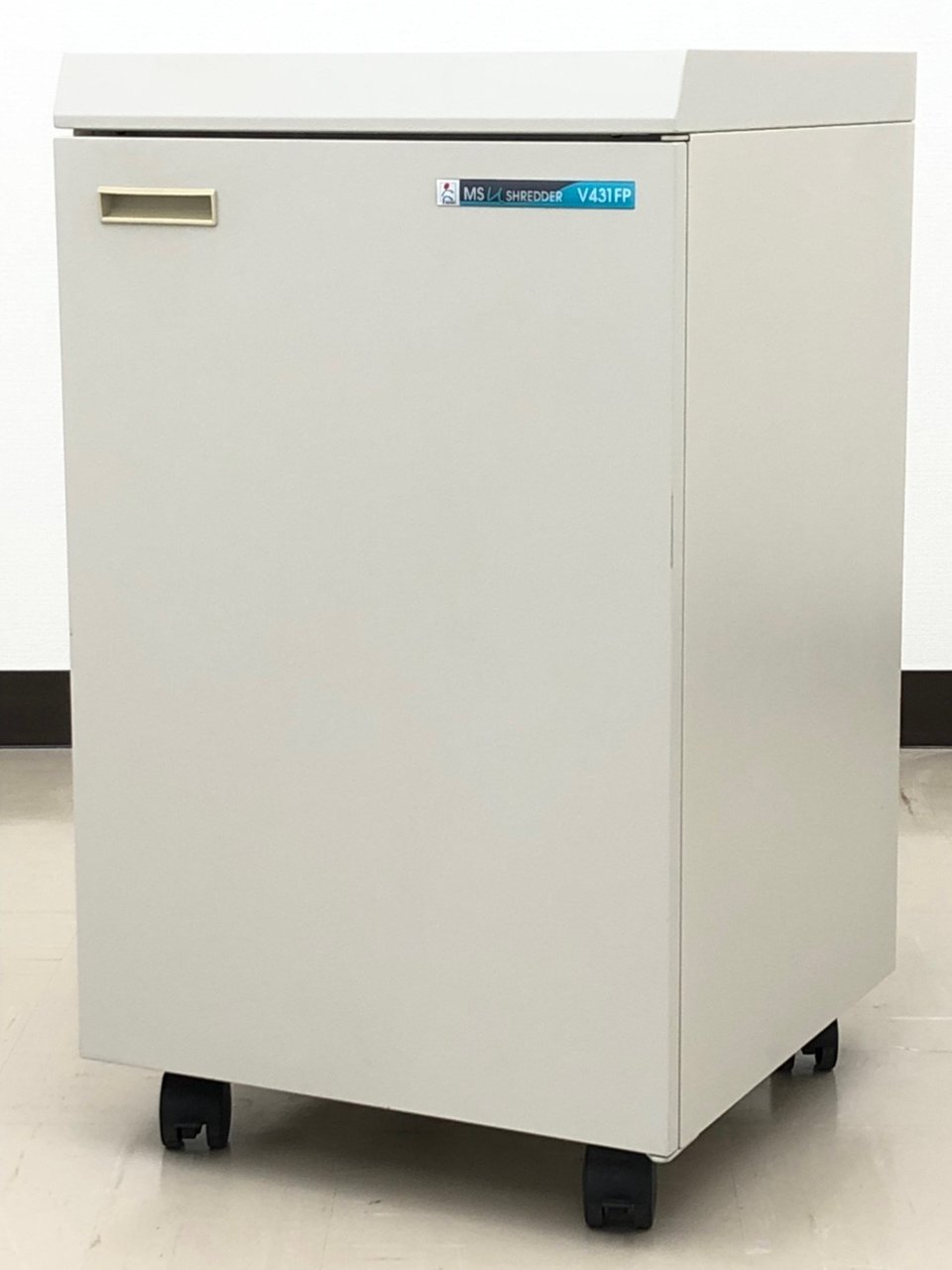 【お手ごろ価格】最大枚数は控えめ。裁断片は細かくセキュリティレベルアップ【RP】
                        Vシリーズ
                                    中古
            