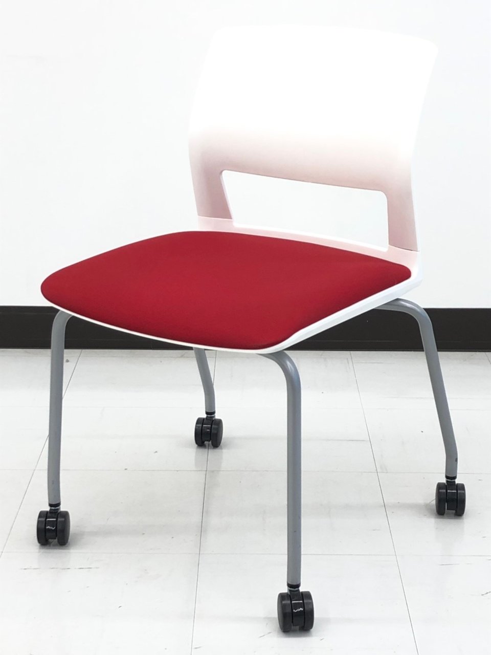 会議室のチェアの入替に最適!コクヨ160シリーズが入荷！【RP】
                        160シリーズ 
                                    中古
            