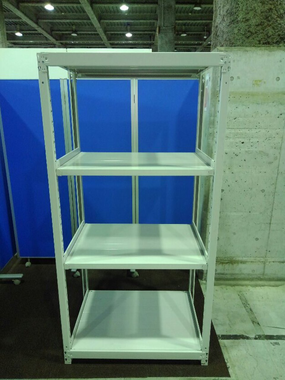 W900の中古ラックが3台入荷しました！　天地4段　耐荷重：段/150kg　ボルトレスなので組立も簡単！
 ※マテハン本舗の中古商品は、千葉県柏市に在庫がございます。
                        不明
                                    中古
            