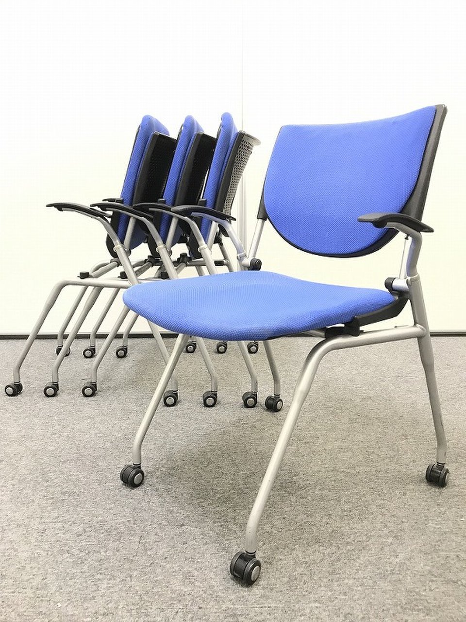 （4脚セット販売）オカムラ製品のプロスタックチェアのセット販売です！状態綺麗で人気のチェアです！
                        プロスタック 
                                    中古
            