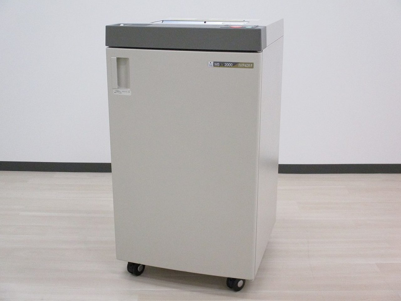 40枚裁断のシュレッダー入荷！程度が中以下なのでお安くご提供します！スパイラルカット
                        MSVシリーズ 
                                    中古
            