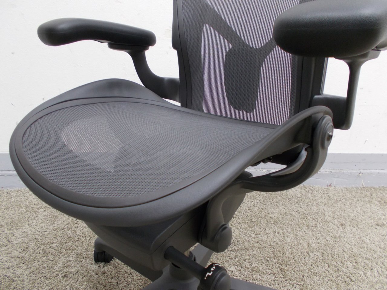中古】アーロンチェア Herman Miller/ハーマンミラー チェア