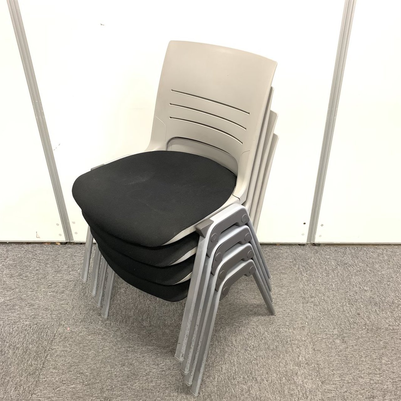 【限定5セット！！】【大変お買い得です！！】オカムラ製｜エレナシリーズ！お得
                        エレナ 
                                    中古
            