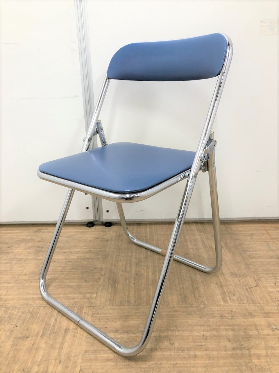 【限定1台なのでお安く！】オカムラ製のチェア入荷！軽いチェアなのでどんな場所でも楽！
                        その他シリーズ
                                    中古
            