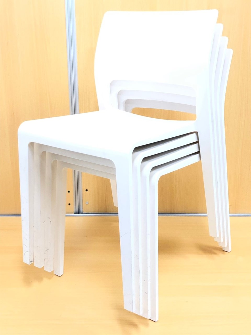 【お得なセット品！】arper（アルペール ）/Juno Dining Chair/ オープン型バックレスト
                        その他シリーズ
                                    中古
            