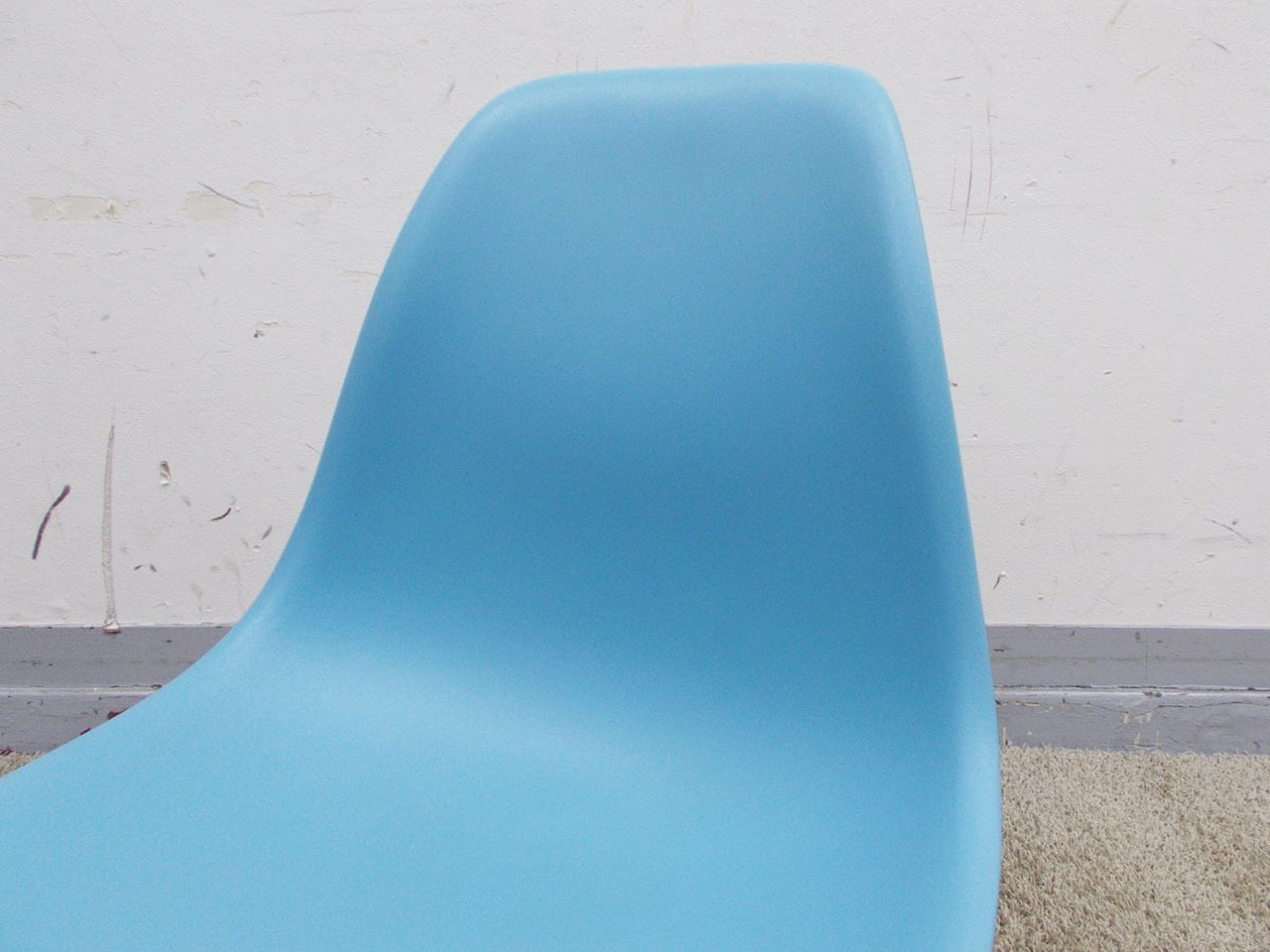 ハーマンミラー　サイドシェルチェア　イームズ　エッフェルベース　ブルー系　B 中古】イームズシェル Herman Miller/ハーマンミラー
