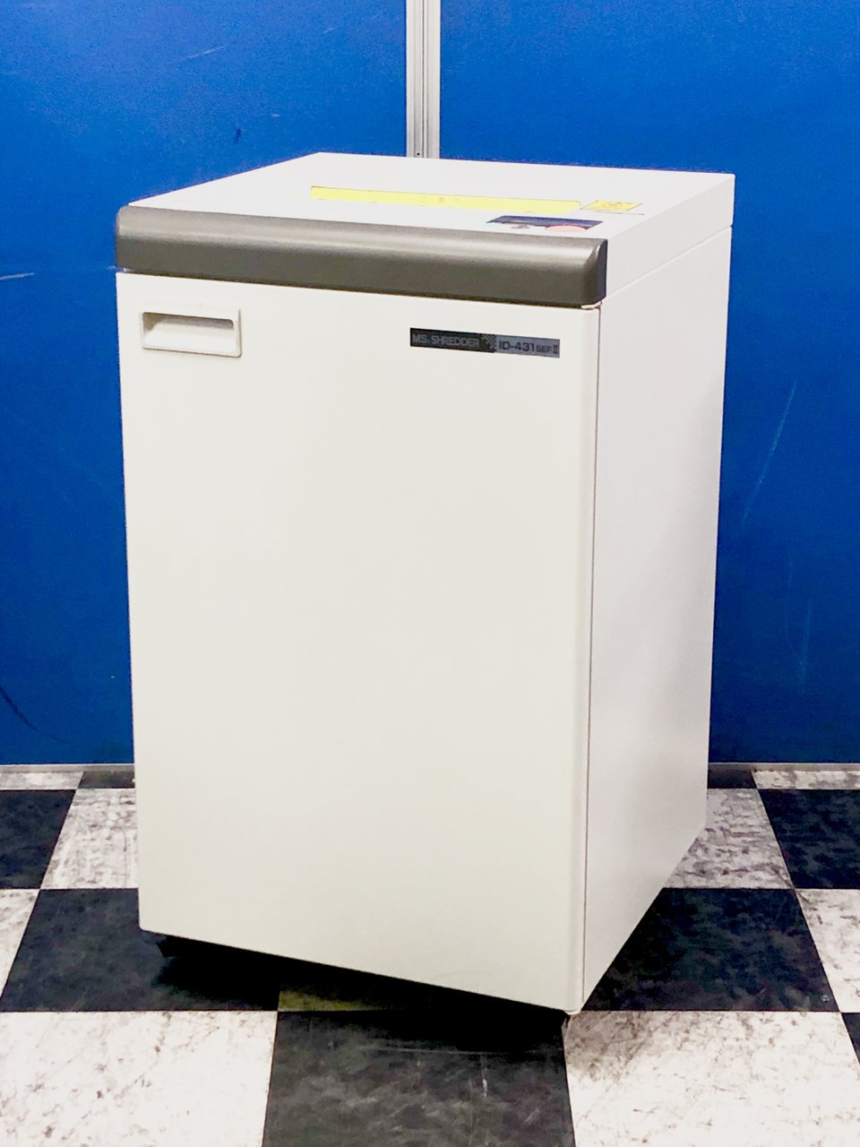 高速・大量裁断が特徴の高機能シュレッダー！明光商会製 ID-431SEFⅡ！最大裁断枚数55枚のパワフル機
                        IDシリーズ 
                                    中古
            