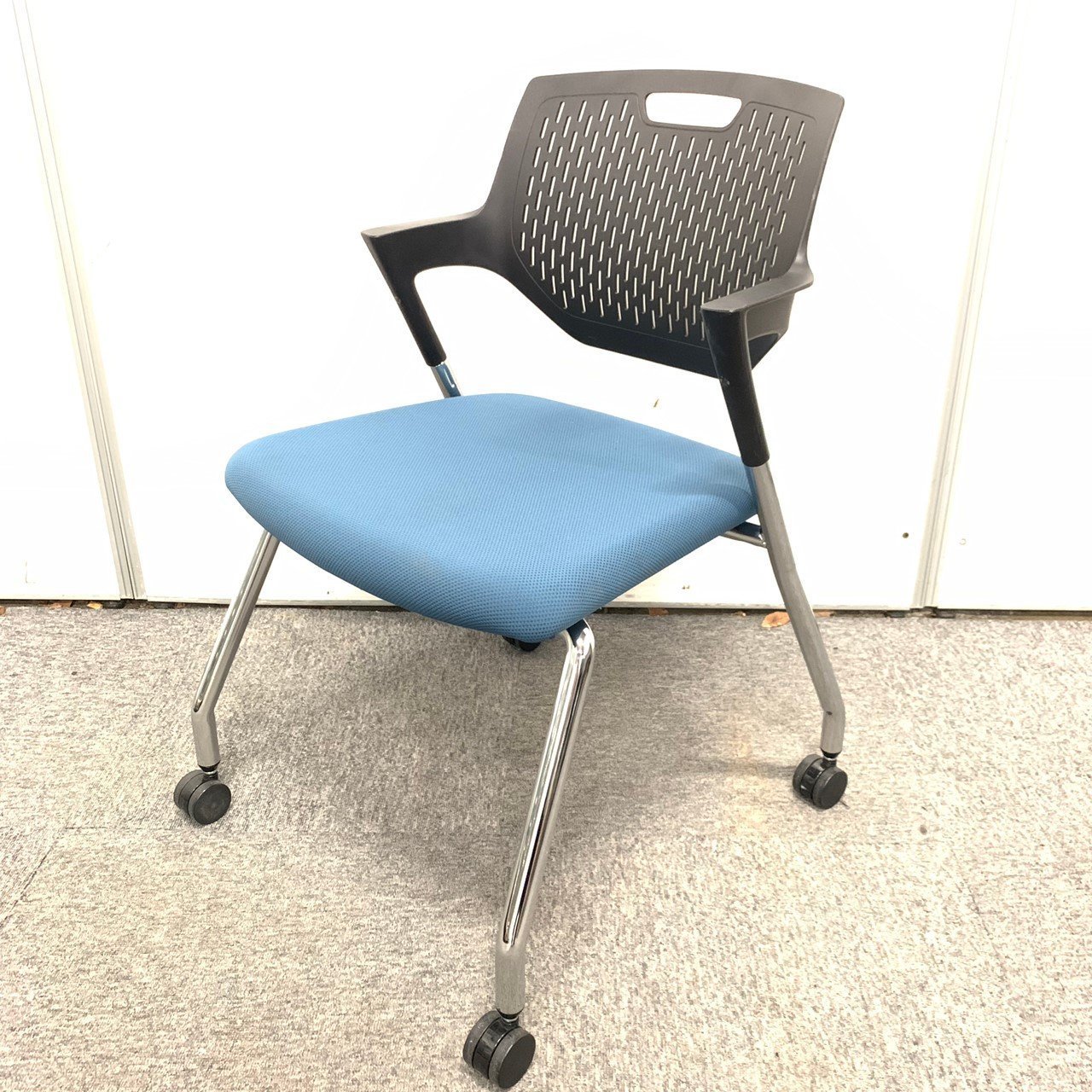 製造年2017年の状態良好品！まだまだ現役です！【AK在庫】
                        パート 
                                    中古
            