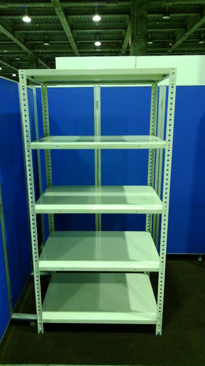 オカムラ W900の軽量ラックが入荷しました！！　天地5段　耐荷重：段/150kg　ボルトレスなので組立も簡単！！　 
※マテハン本舗の中古商品は、千葉県柏市に在庫がございます。
                        不明
                                    中古
            