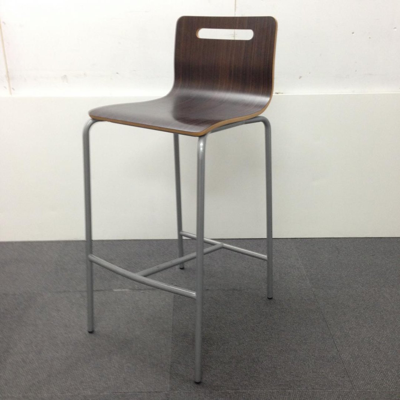 【在庫入れ替えセール】【4脚限定】カフェなどでお馴染みのハイチェア！9月までの限定価格です！【お得】
                        その他シリーズ
                                    中古
            