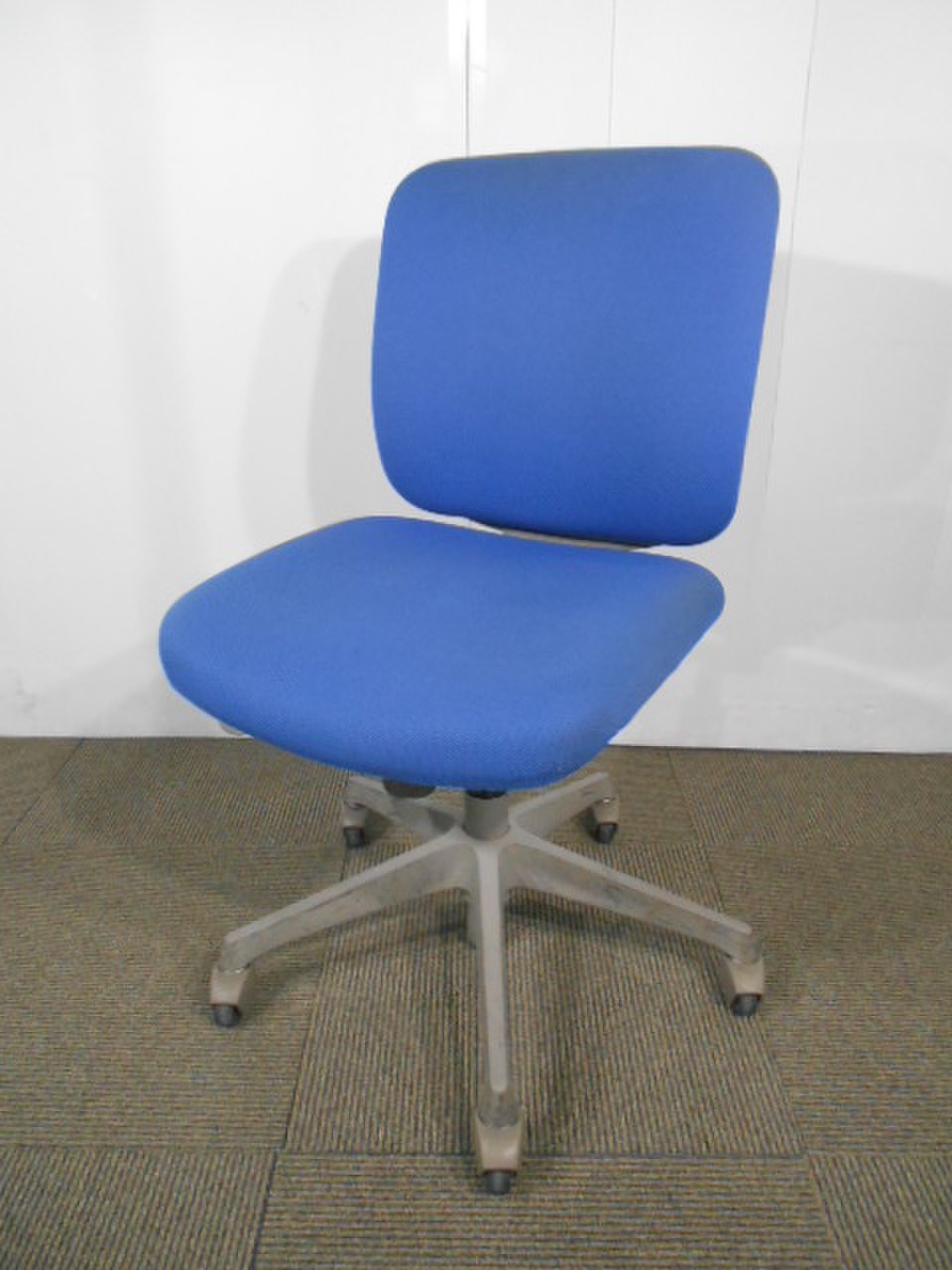 【ロット入荷】ゴムキャスターのオカムラ製品のCG-Rシリーズのチェアの入荷です！【関西倉庫在庫】
                        CG-R 
                                    中古
            