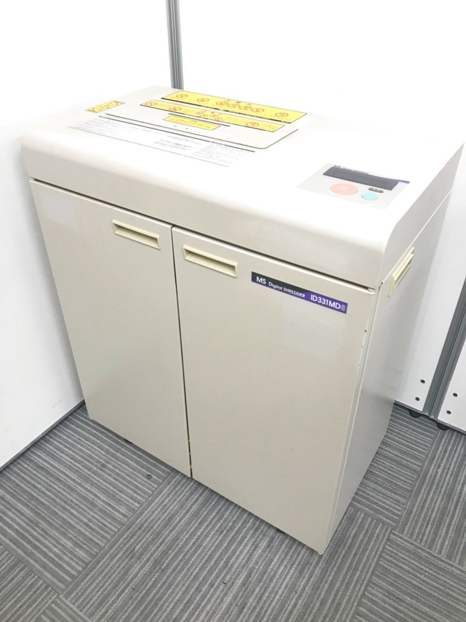 【スリムでコンパクトなシュレッダー！】省スペースにも設置可能！！機密保持には必需品です！
                        IDシリーズ 
                                    中古
            