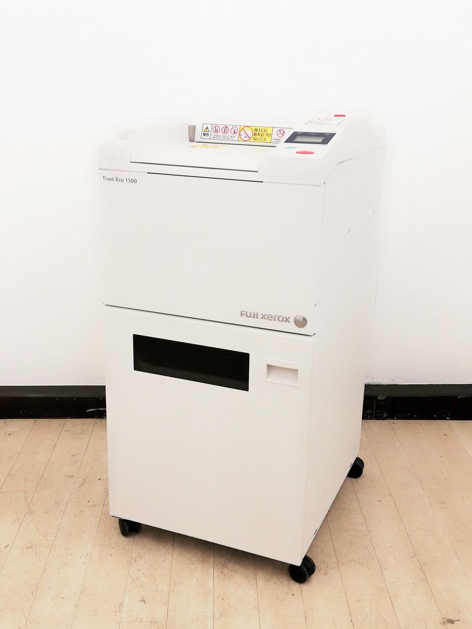 【ひきちぎり破砕方式採用の高セキュリティシステム】【ホッチキスOK】富士ゼロックス/Xerox Trust-Eco1500(トラストエコ1500）【リペア済み】【J】
                        その他シリーズ
                                    中古
            