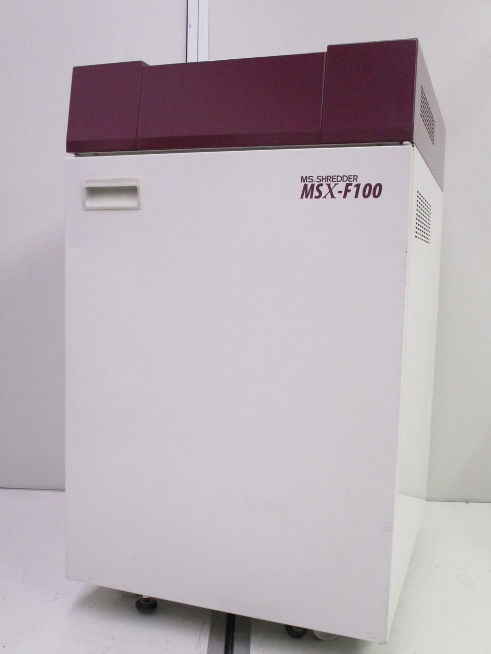 【KS】【新品定価100万超え!!】専門スタッフによるメンテナンス実施済みで納品後すぐに裁断可能!!【大量の書類を裁断したい方に!!】
                        MSシリーズ 
                                    中古
            