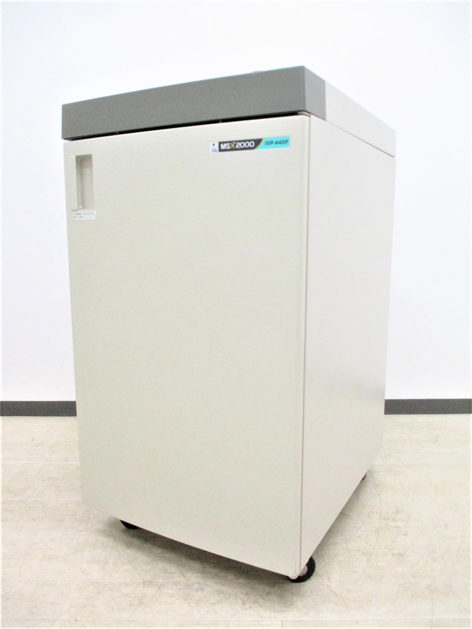 【定価76万！通常【￥80,000→53,800】スパイラルカットで裁断枚数40枚なので、セキュリティ高く、枚数多く裁断したいお客様にピッタリ！【在庫入替9Ω】
                        IVP440F
                                    中古
            