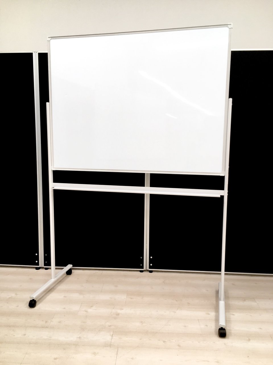 オフィスの必需品！
お得な片面タイプ！
コンパクトな幅1200mm！【RP】
                        その他シリーズ
                                    中古
            