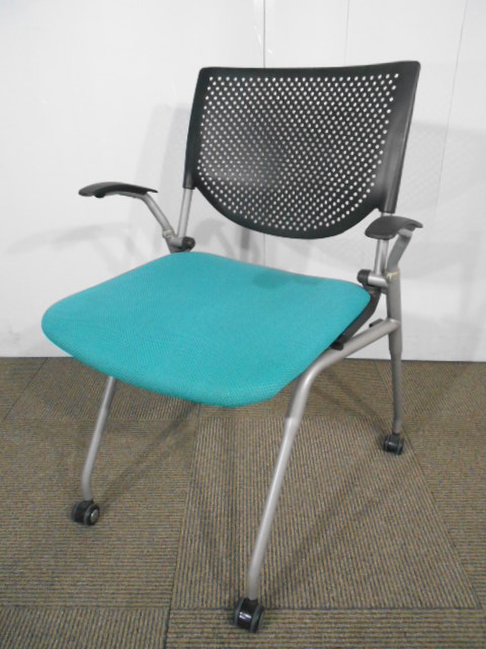 【4脚入荷】数量限定特別価格でオススメです！【関西倉庫在庫品】
                        プロスタック 
                                    中古
            