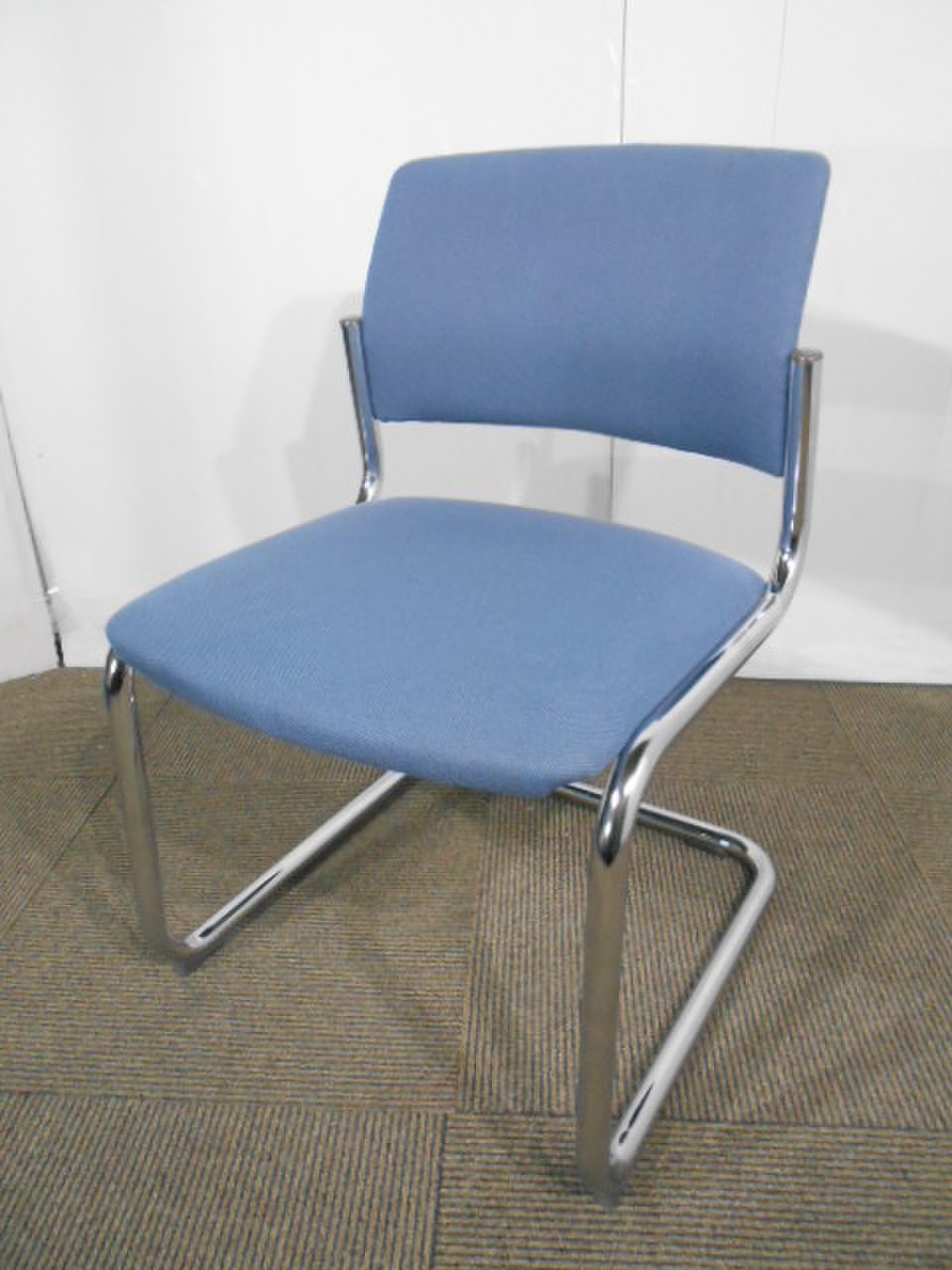 【ロット商品】コクヨのミーティグチェア！特別価格です！【関西倉庫在庫品】
                        その他シリーズ
                                    中古
            