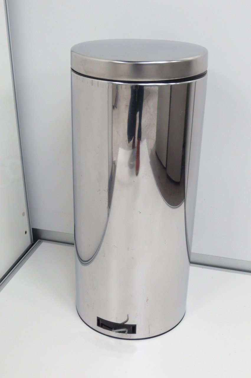 【限定1台のみ！】スタイリッシュなゴミ箱！神田店特別価格！
                        その他シリーズ
                                    中古
            