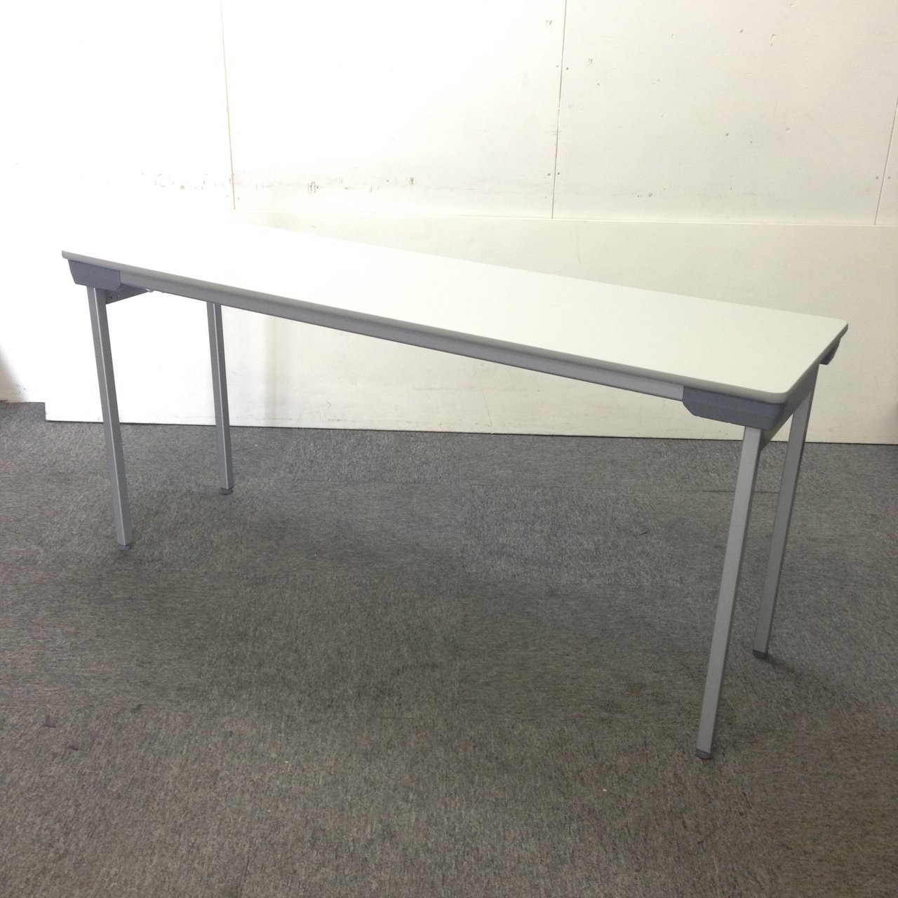 内田洋行製折りたたみテーブル！数量があるのでレンタル会議室にもオススメ！
                        その他シリーズ
                                    中古
            