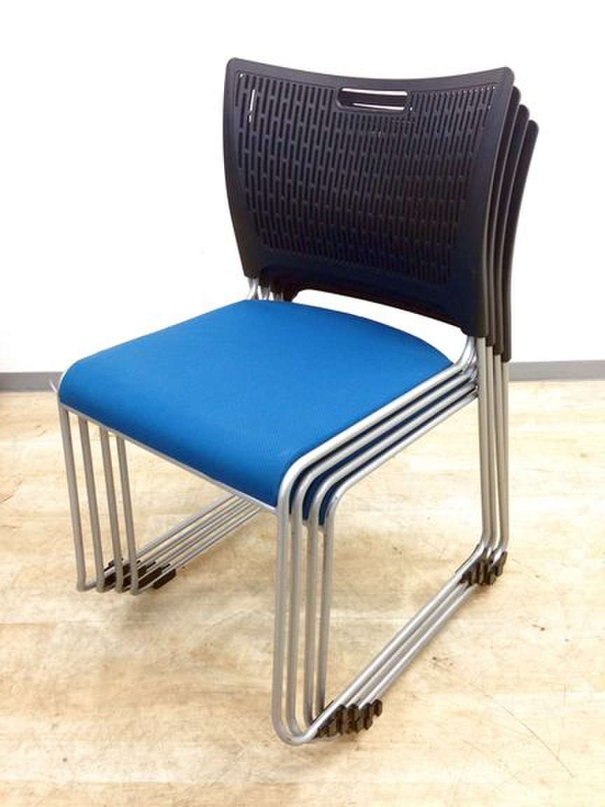 【4脚セット価格でご案内】オカムラ製　RETE（レーテ）チェア
                        レーテ 
                                    中古
            