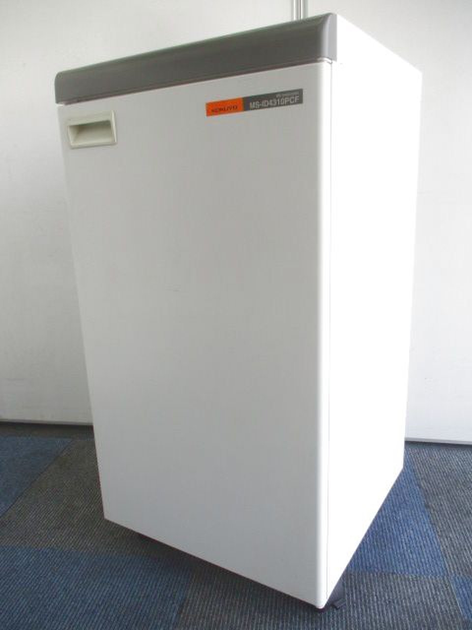 【限定1台のみ】MSシュレッダーの入荷【紙の処理が楽に】
                        その他シリーズ
                                    中古
            