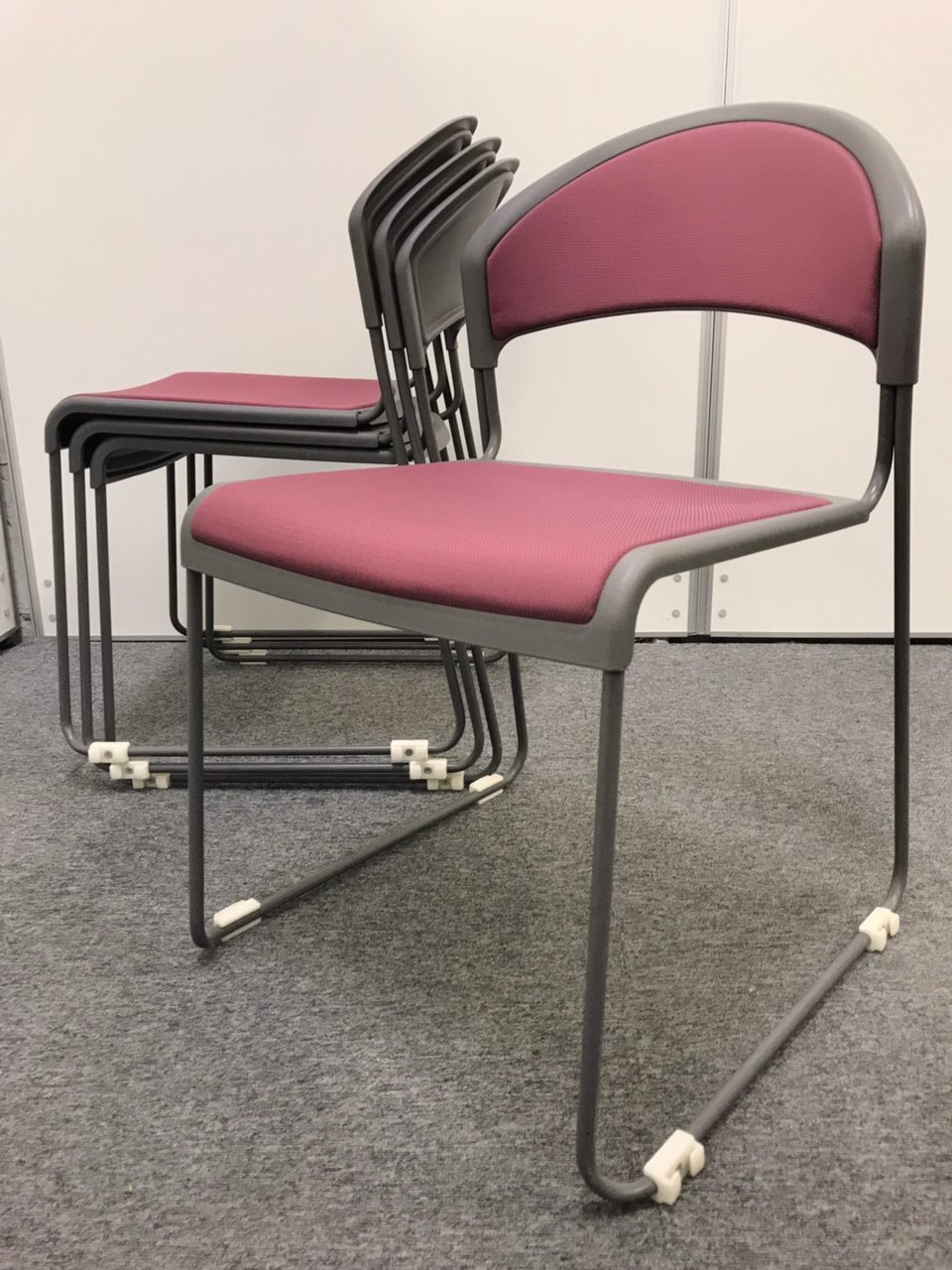 【4脚セット】スタッキングチェア｜内田洋行製｜積み重ね可能！｜ミーティングスペース・リフレッシュスペース等に
                        MP-110シリーズ 
                                    中古
            