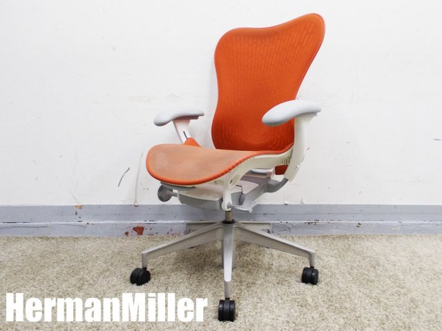当社の ミラ2チェア Mirra 2 Chairs オレンジ ハーマンミラー USA 