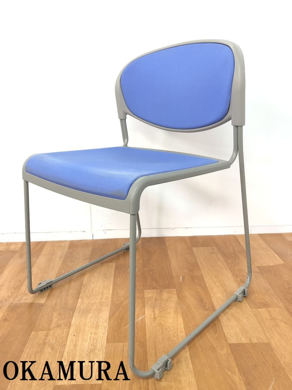 【訳あり商品：国内メーカーロット入荷スタッキングチェア！！】
                        その他シリーズ
                                    中古
            