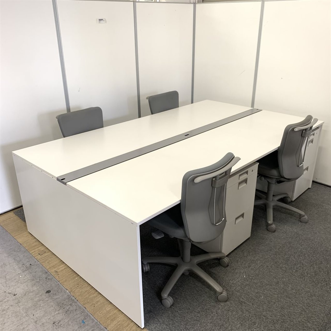 これはお得！【今流行りのフリアドセット販売！！】フリアド×チェア×ワゴンの３点セットです！揃えて購入するなら今です！
                        プロユニットフリーウェイ 
                                    中古
            