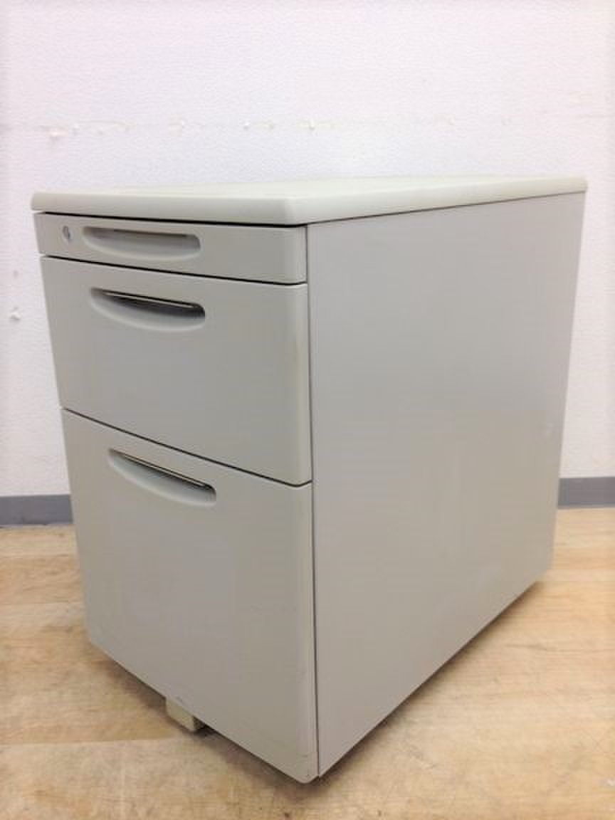 【日焼け有の為特別価格】オカムラ製　SDシリーズ　デスク下収納キャビネット
                        SD
                                    中古
            