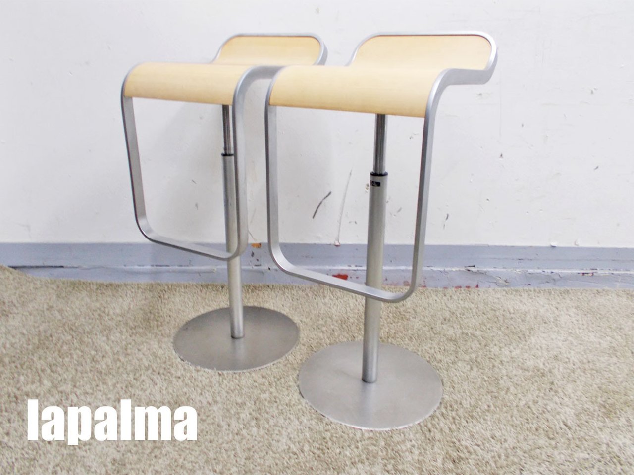 lapalma/ラパルマ　レムスツール2脚セット　AZUMI　安積伸＆朋子　ハイカウンター
                        その他シリーズ
                                    中古
            