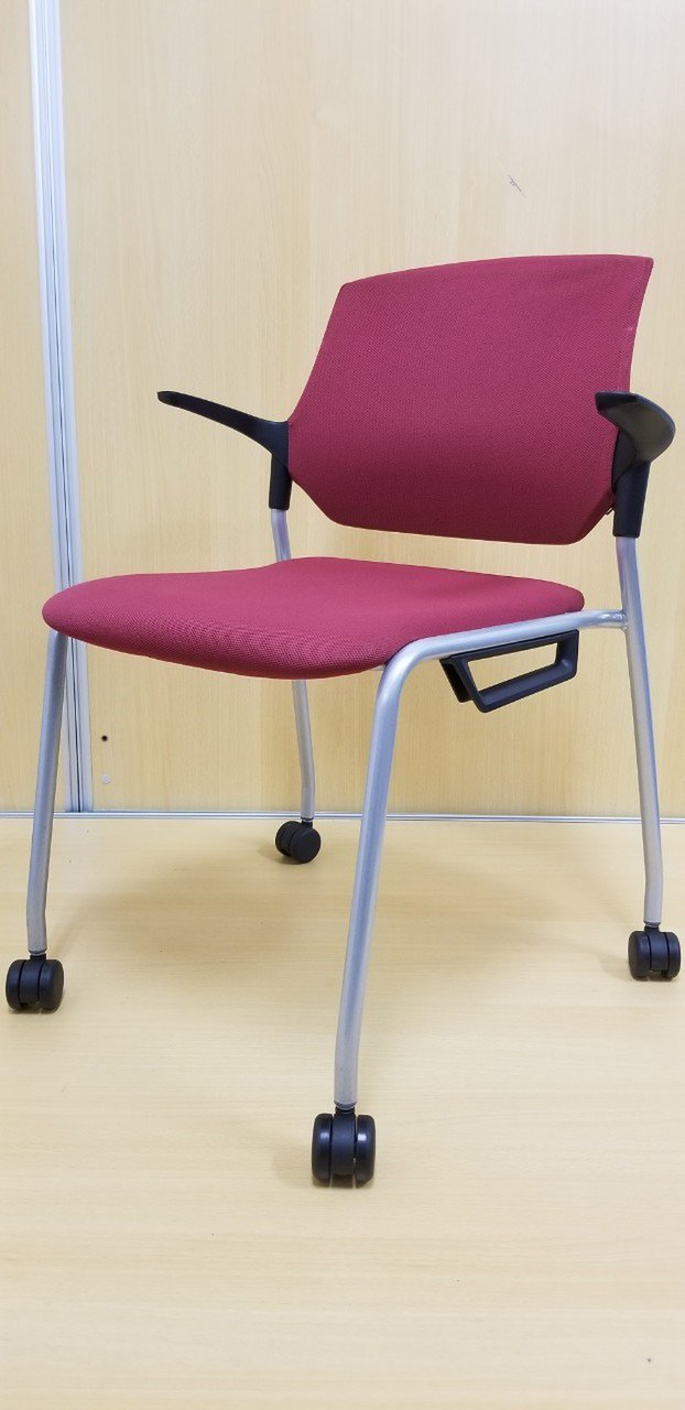 【破れありの為、オツトメ品！】おしゃれデザインで会議室を華やかな印象に！
                        その他シリーズ
                                    中古
            