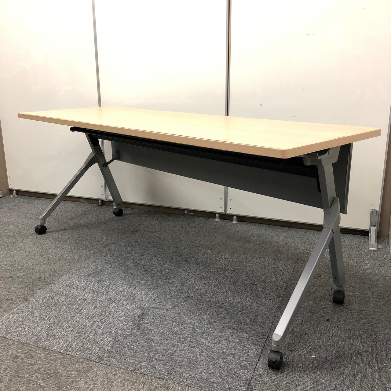 【お得】【天板膨張剥がれありの為】55％OFF【おつとめ】
                        その他シリーズ
                                    中古
            