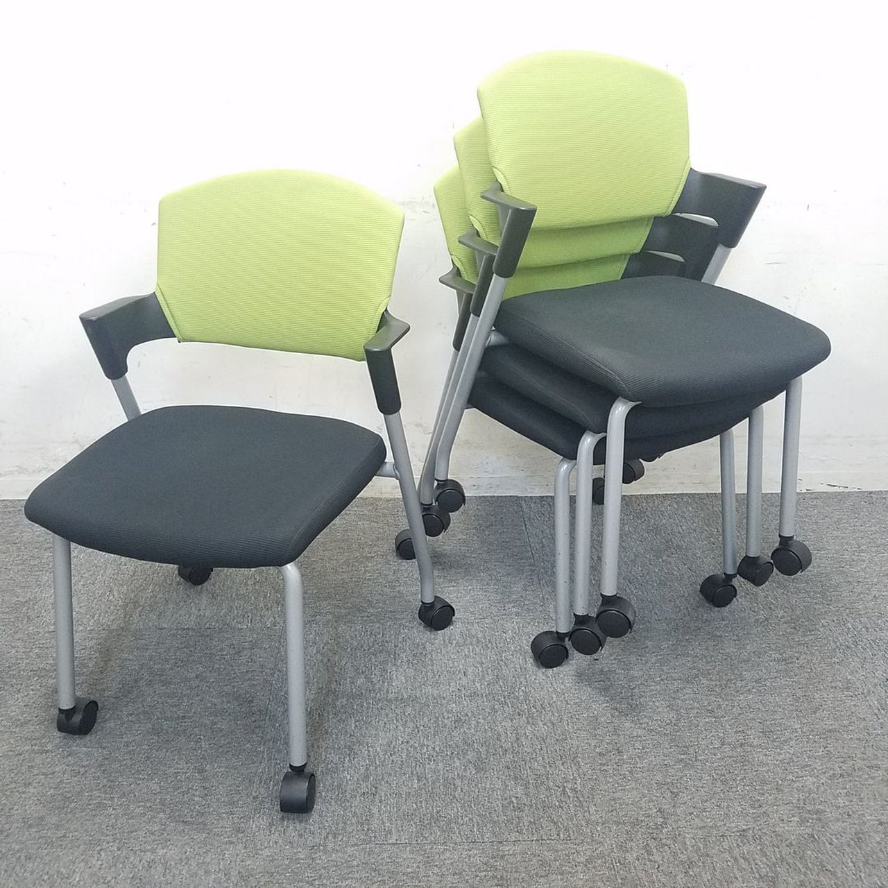 【４脚セット】コクヨ製｜プロッティチェア｜お得な４脚セットが登場☆入れ替えや追加にいかがでしょうか☆　中古　チェア　リサイクル
                        プロッティ（キャスター付） 
                                    中古
            