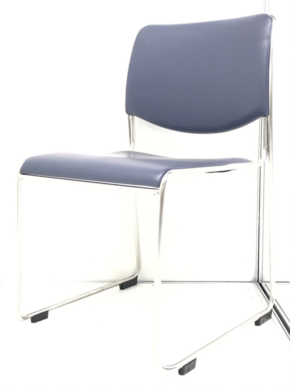 【国内メーカー】シンプルデザイン！会議室に最適
                        その他シリーズ
                                    中古
            