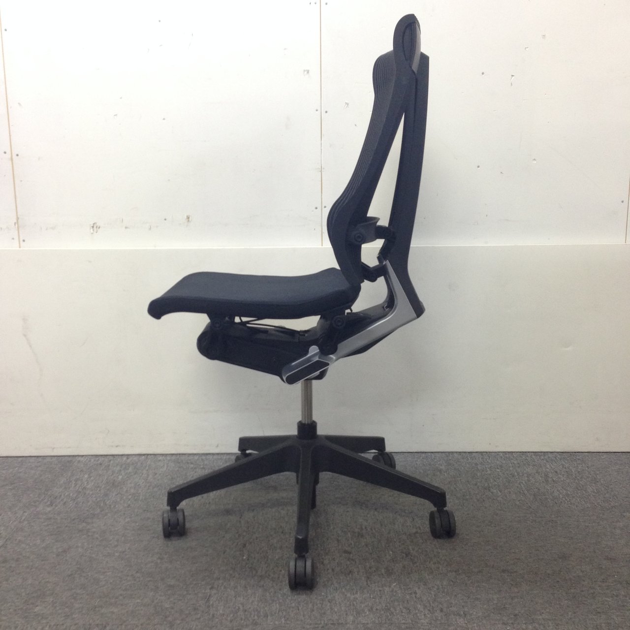 Itoki Spina KE-750GP-Z9T1T1バックエラストマータイプ（ 送料無料】 ITOKI(イトーキ) スピーナ エラストマータイプ