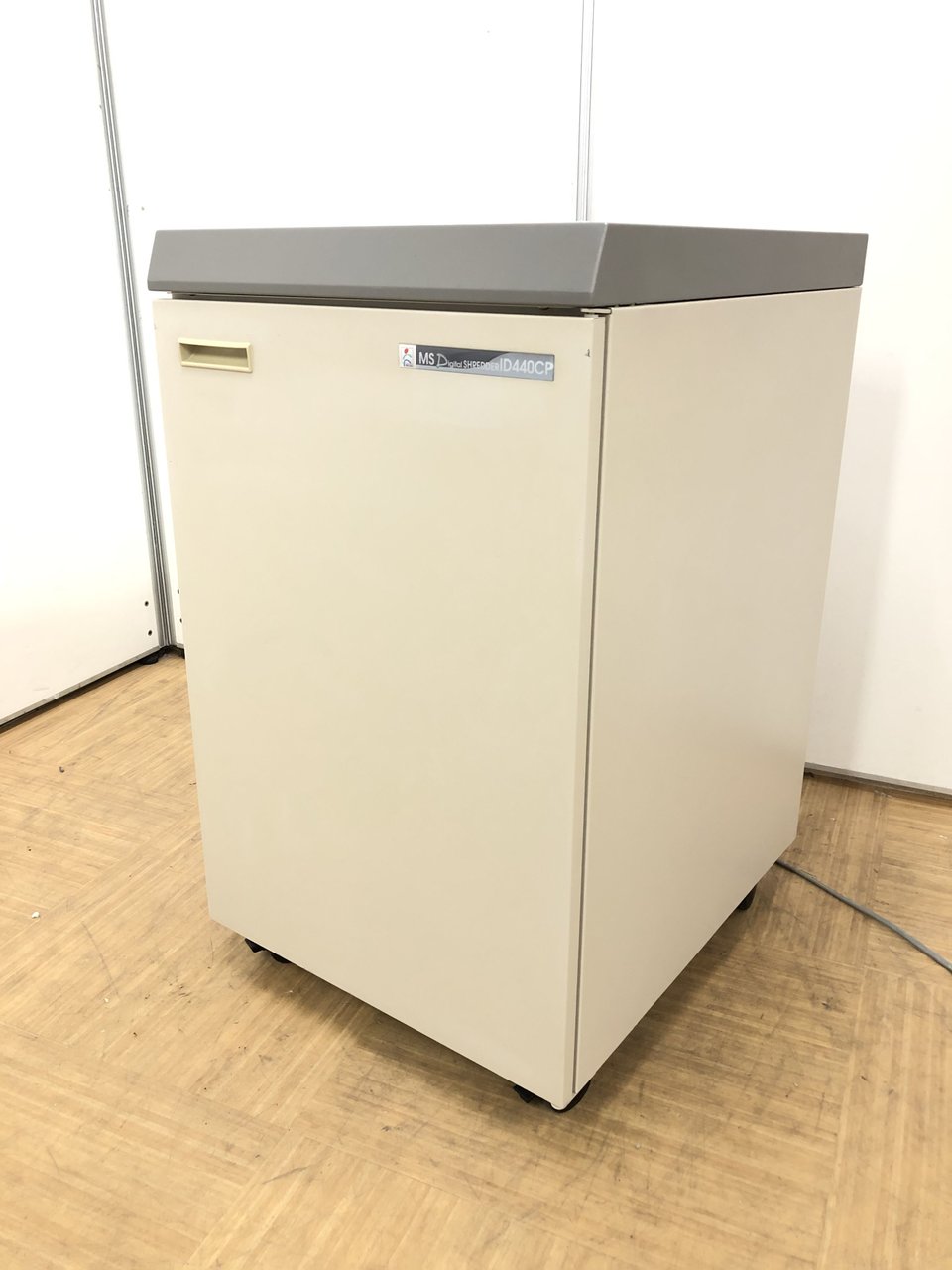 【シュレッダー】セキュリティレベルの高いシュレッダーです!!【ID440CP】
                        IDシリーズ 
                                    中古
            