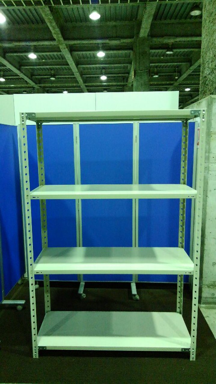 W1215の上下ボルト式タイプの中古ラックが1台入荷致しました！！　天地4段　耐荷重：段/150kg　全段で750kgまで！　
 ※マテハン本舗の中古商品は、千葉県柏市に在庫がございます。
                        KRラック
                                    中古
            