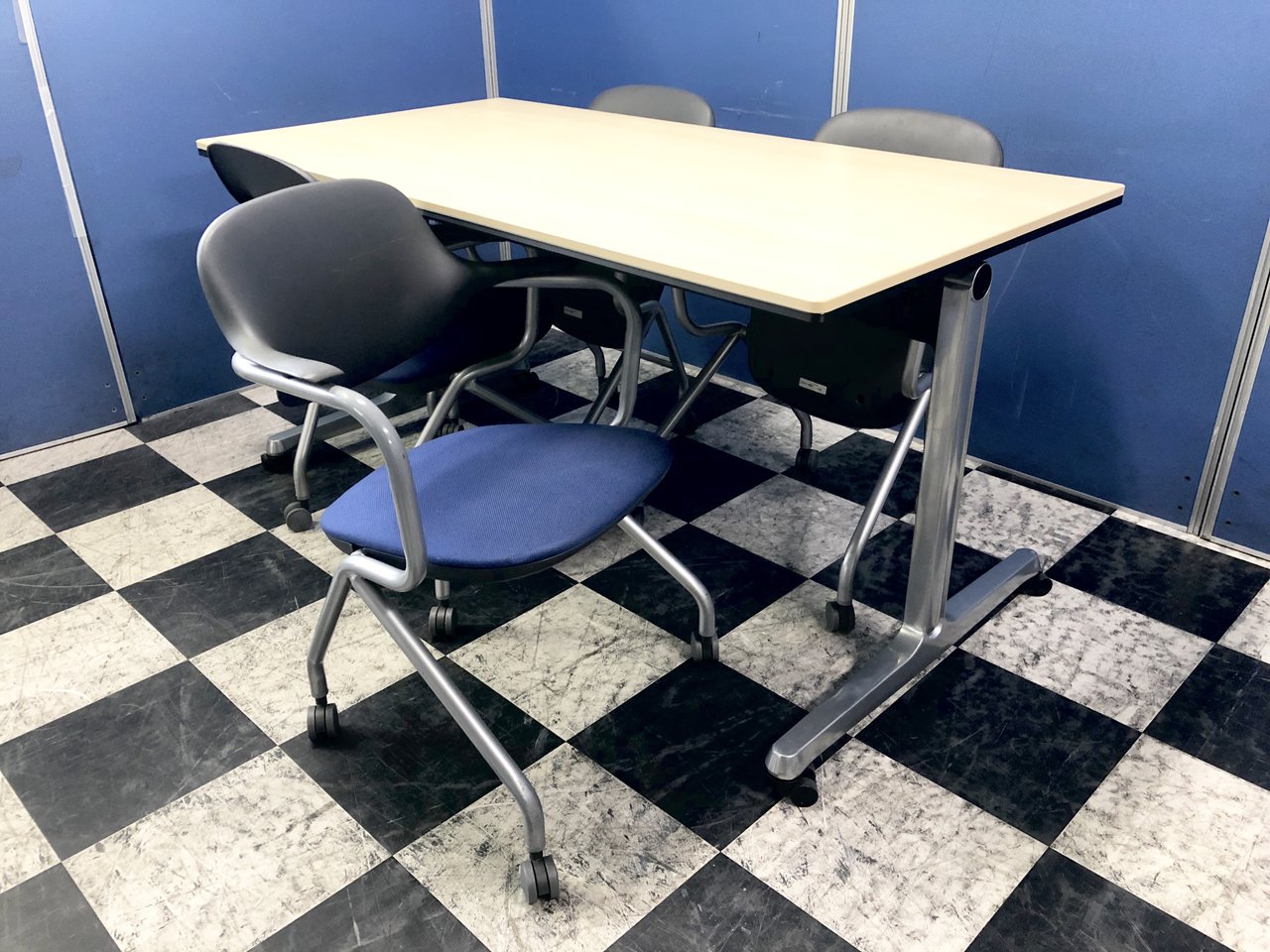 コスト重視の方必見！安いセット商品ここにあります！オカムラ製インターアクト
                        インターアクトPRO 
                                    中古
            