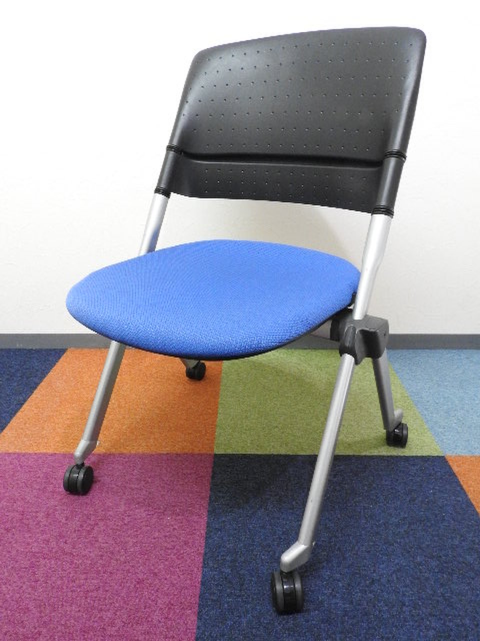 ※キャスター割れで安い！！※★なくなり次第終了★【RP】
                        リータ 
                                    中古
            