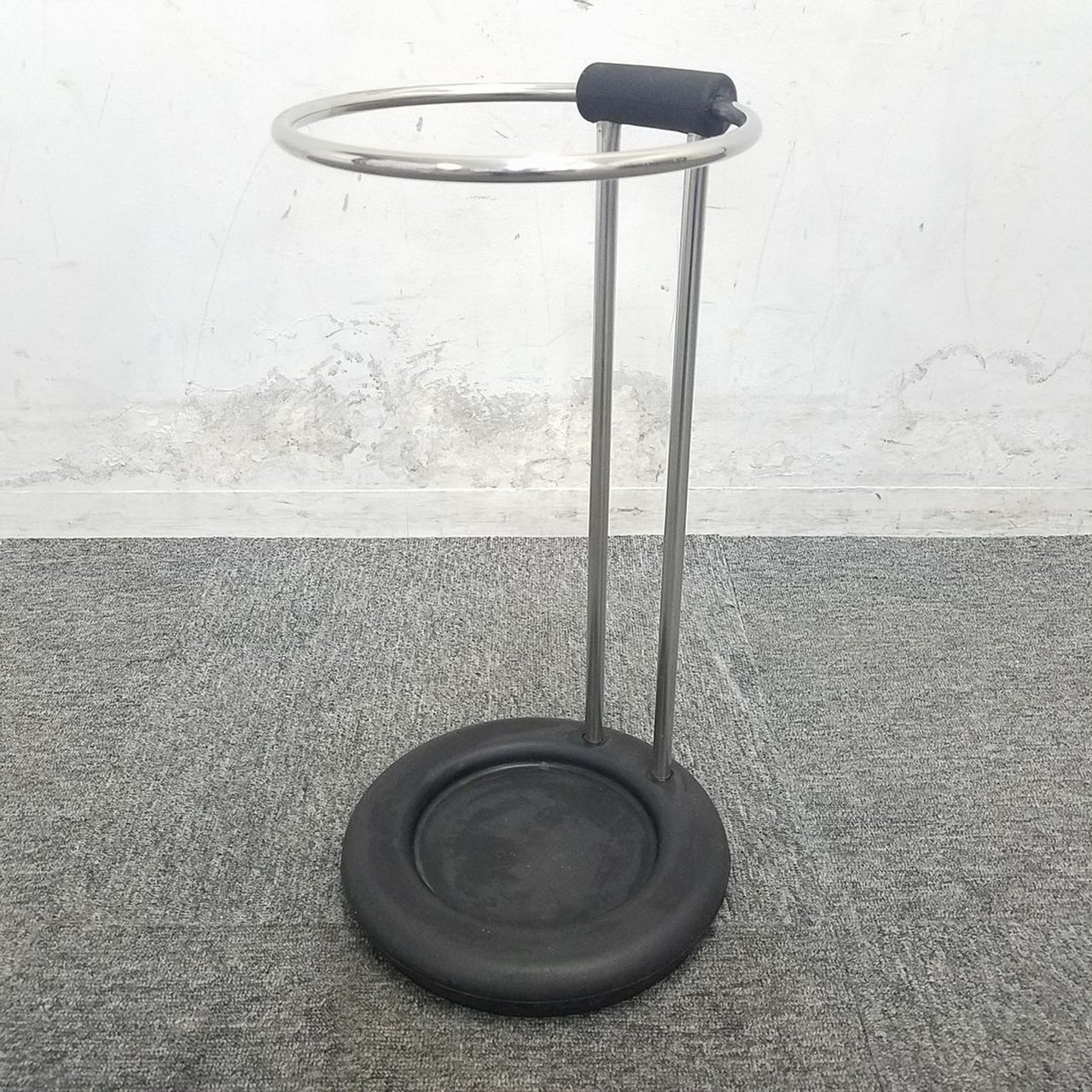 【限定1台】コクヨ製｜コンパクトな傘たてが入荷致しました☆　デザインもオシャレです☆中古家具　リサイクル
                        その他シリーズ
                                    中古
            