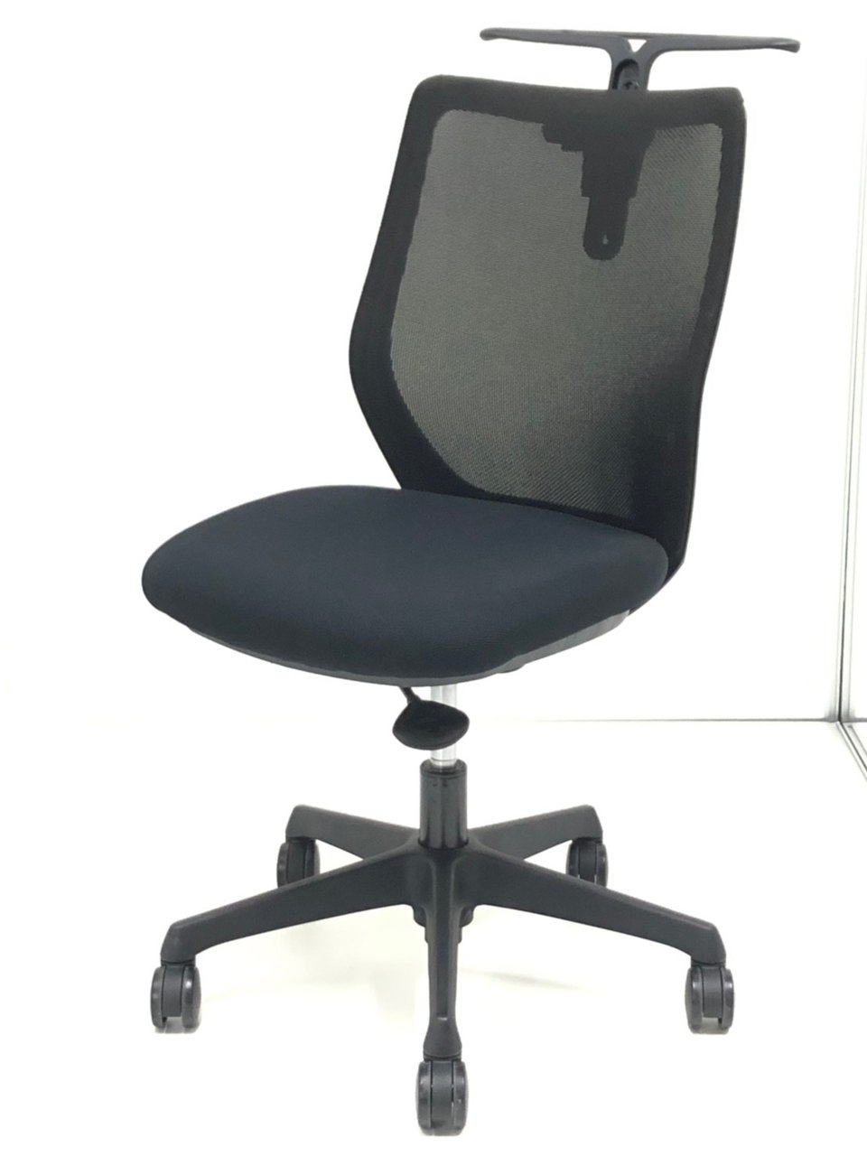 【限定1脚】メッシュチェア！スタンダードタイプなのでどんなシーンでも使えるチェアです。
                        CG-M 
                                    中古
            